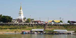 Die Stupa im Mekong