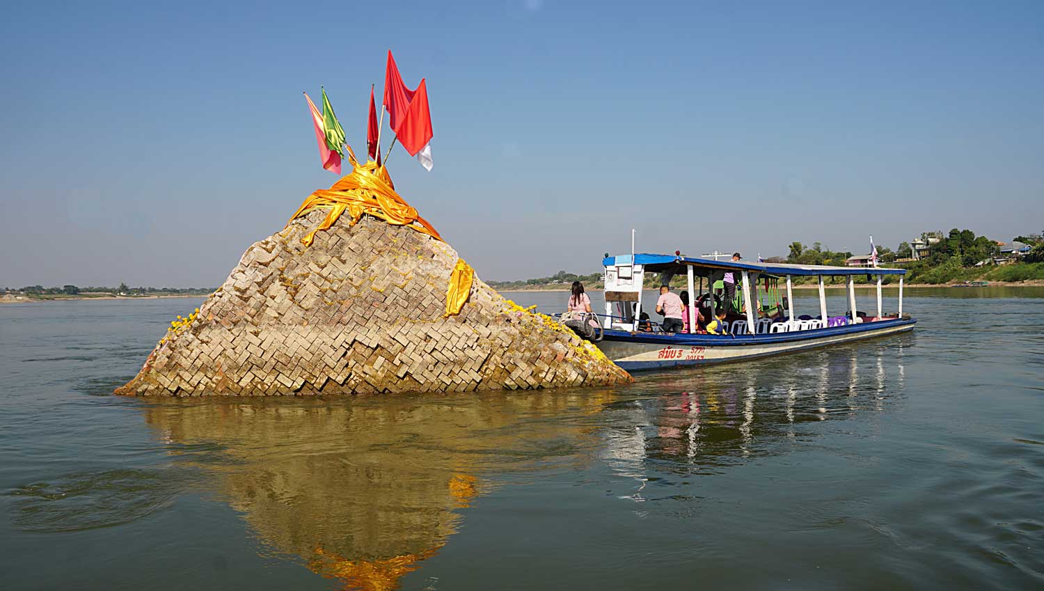 Die Stupa im Mekong